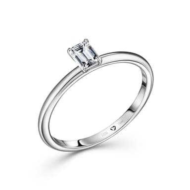 Кольцо ALROSA из золота 750 с бриллиантами